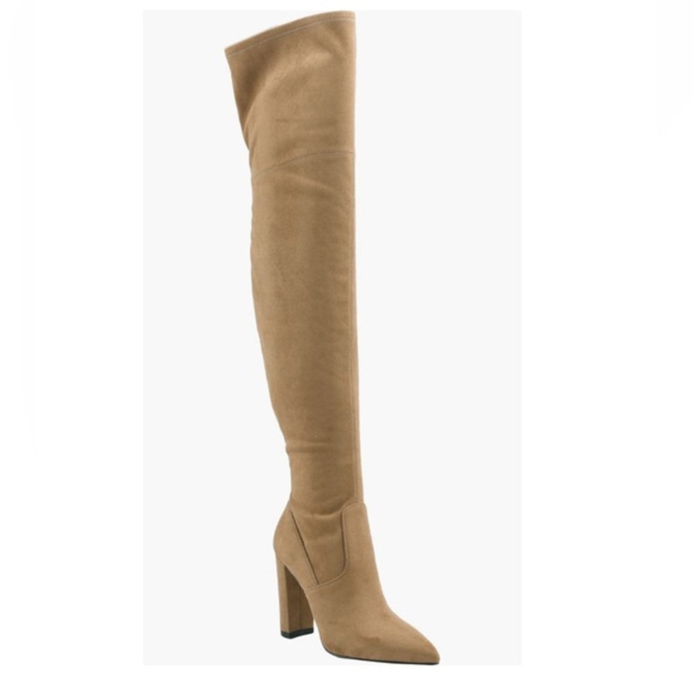 Marc Fisher LTD
Garalyn Over the Knee
Boots